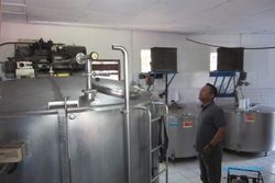 PENGGELEDAHAN PABRIK PENGOLAHAN SUSU : 5.100 Liter Susu Murni Dibuang, Manajemen Rugi Material dan Moril