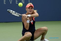 KABAR PETENIS : Radwanska Siap Geser Sharapova di Posisi ke-4 Peringkat WTA