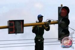 INFO LALU LINTAS : Lampu APILL di Jalan Parangtritis Dinonfungsikan Sementara
