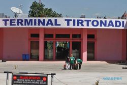 UNJUK RASA SOLO : Dilarang Masuk Hall, Pekerja Terminal Tirtonadi Mengadu ke DPRD