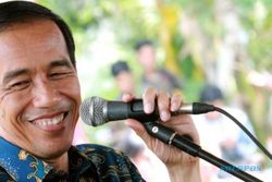SWASEMBADA BERAS : Jokowi Blusukan ke Gudang Bulog untuk Buktikan Stok Beras Aman