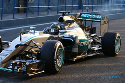 F1 GP AUSTRIA : Mercedes Fokus Benahi Kualifikasi