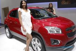 MOBIL CHEVROLET : GM Datangkan Chevrolet Trax, Rival Baru HR-V di Indonesia