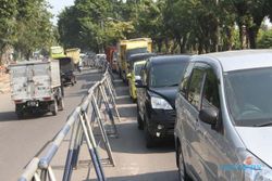 MALAM TAHUN BARU : Kendaraan Dilarang Menyeberang Jalan di Jalur ke Pantai Parangtritis