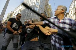 AS LEGALKAN PERNIKAHAN SEJENIS : Dinilai Tak Hormati Ramadan, Pawai LGBT di Turki Dibubarkan Polisi 