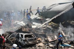 PESAWAT HERCULES JATUH : 3 Warga Korban Hercules C-130 Terluka dan Trauma