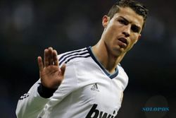 KARIER PEMAIN : Cristiano Ronaldo Bantah Pindah dari Real Madrid