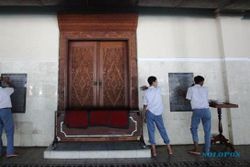 NASKAH KUNO SOLO : IAIN Solo Tangani Naskah Kuno Masjid Agung