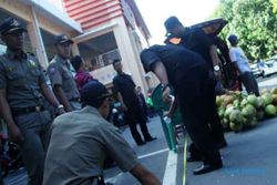 Pedagang Tiban di Jalan Bantul Dipindah Taman Parkir