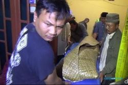 PEMBUNUHAN TUBAN : Janda Penjual Kopi Tewas di Kamar Mandi