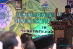 FOTO LEBARAN 2015 : Amien Rais Sapa Muhammadiyah Solo