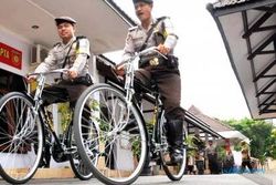 INFO LALU LINTAS : Patroli di Kawasan Malioboro, Polisi Gunakan Sepeda Kayuh
