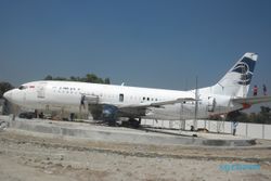 WISATA KARANGANYAR : Boeing 737-300 Terpasang, H-5 Taman Dirgantara Dibuka