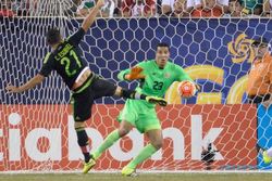 CONCACAF GOLD CUP 2015 : Penalti Kontroversial Antar El Tri ke Semifinal