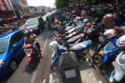 PARKIR DI JOGJA : Parkir di Sekaten Jogja Rp30.000, Pemilik Mobil Lapor Polisi