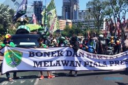PIALA PRESIDEN 2015 : Massa Persebaya 1927 Beraksi, Surabaya Macet 3 Hari?