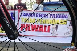 PILKADA 2015 : Komunitas #SaveSurabaya Tuding “Begal Politik” Mundurkan Pilkada Surabaya