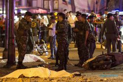 BOM BANGKOK : Bom Meledak dekat Kuil Hindu di Bangkok, 27 Orang Tewas, 78 Luka-Luka