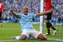 KABAR PEMAIN : Kompany Kemungkinan Comeback di Boxing Day