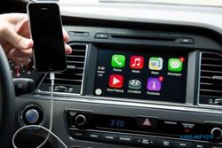 MOBIL TOYOTA : Toyota Tak Tertarik Aplikasi Apple dan Google, Kok Bisa?
