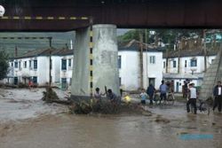 BENCANA BANJIR : Banjir Landa Korut, 40 Nyawa Terenggut