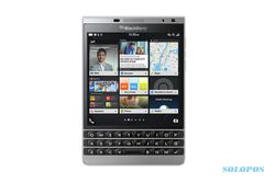 SMARTPHONE TERBARU : Blackberry Hadirkan Passport Silver Edition untuk Dongkrak Pasar