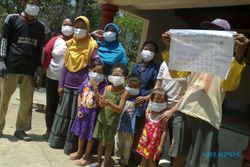 DEMO WARGA WONOGIRI : Protes Bau Limbah Tapioka, Warga Brubuh Tutup Hidung
