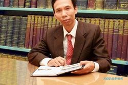 IAIN SURAKARTA : Mudhofir Abdullah Dilantik Jadi Rektor IAIN Surakarta