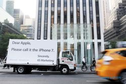 SMARTPHONE TERBARU : Pakai Nama Iphone 6S, Apple Diprotes Tim “Marketing”