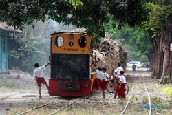 FOTO PABRIK GULA : Musim Giling Tiba, Wisatawan Berdatangan