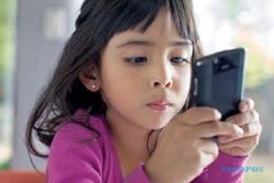 TIPS INTERNET : Ini Cara Ajari Anak Gunakan Internet