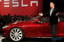 Mobil Listrik Tesla Bakal Mengaspal di Planet Mars
