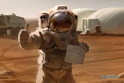 BOX OFFICE HOLLYWOOD : Goosebumps Salip The Martian di Puncak Box Office