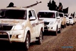MOBIL TOYOTA : Mobil Dipakai ISIS, Toyota Dicurigai AS
