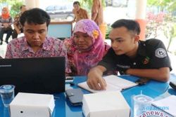 TEKNOLOGI INFORMASI : Wow, Sudah 52 Desa Bojonegoro Punya Website!