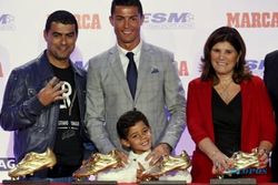KARIER PEMAIN : Ronaldo Belum Puas dengan 4 Sepatu Emas