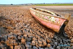 KEMARAU 2015 : Suplai Air ke Daerah Kekeringan, BPBD Jatim Sudah Habiskan Rp4 Miliar