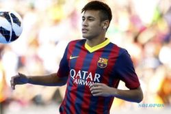 PEMAIN BINTANG : Neymar Diminta Fokus, Bukan Gantikan Posisi Messi