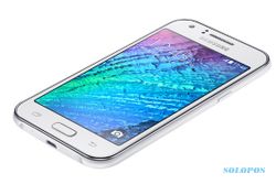 SMARTPHONE TERBARU : Samsung Galaxy J1 Versi Mini Dibanderol Rp1,3 Juta