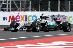 KUALIFIKASI GP F1 MEKSIKO 2015 : Rosberg Rebut Pole, Hamilton Start Kedua