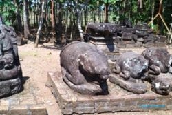 CAGAR BUDAYA NGAWI : Situs Arca Banteng Ngawi Terancam Punah