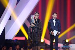 FESTIVAL FILM INDONESIA 2015 : Sementara, Pendekar Tongkat Emas Dominasi Piala Citra 2015