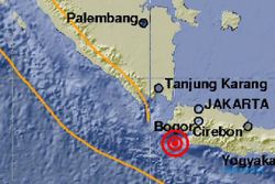 GEMPA BUMI : Gempa Banten Warga Jakarta-Jabar Berhamburan