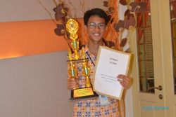 SISWA BERPRESTASI : Putra Ganjar Pranowo Juara I Lomba Siswa Berprestasi SMP