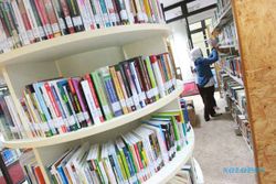 MINAT BACA : Perpustakaan Semakin Sepi Pengunjung