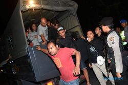 RUSUH SUPORTER : 33 Suporter Surabaya United Ditahan Di Mapolda Jateng