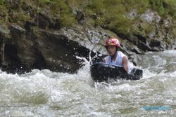 WISATA PURBALINGGA : Memacu Adrenalin Menyusuri Sungai Klawing