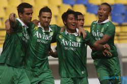 PIALA JENDERAL SUDIRMAN 2015: Ilhamuddin Bawa Surabaya United Ungguli Borneo FC 1-0