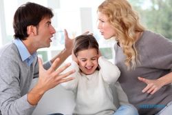 TIPS ASUH ANAK : Efek Buruk Perceraian, Pengaruhi Psikologi Anak Perempuan
