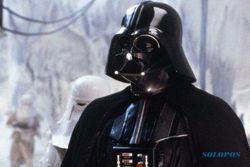KISAH UNIK : Demam Star Wars Pria Ini Rela Ganti Nama Jadi Darth Vader